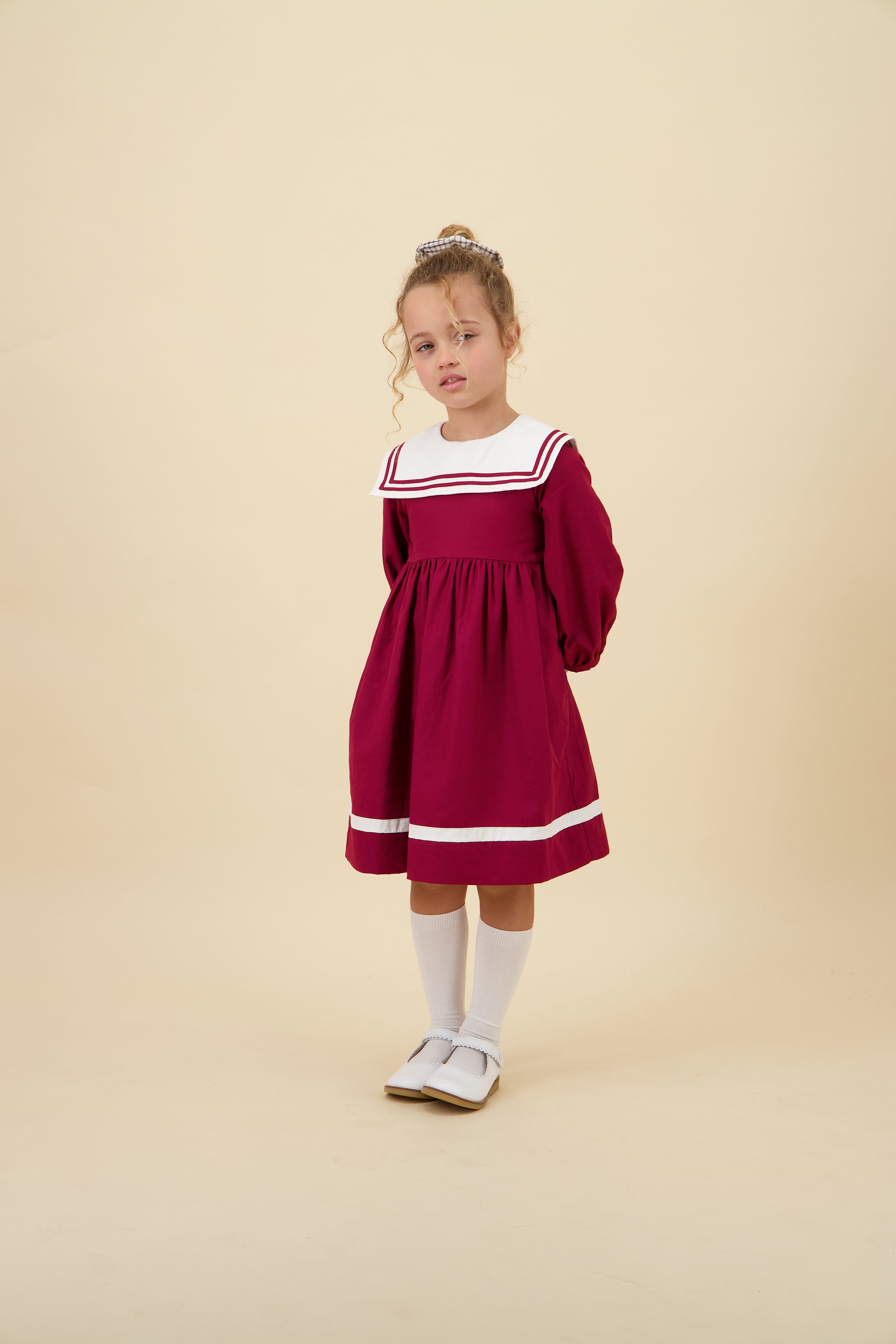 37212-TU270_Constantina-Fullbody-1