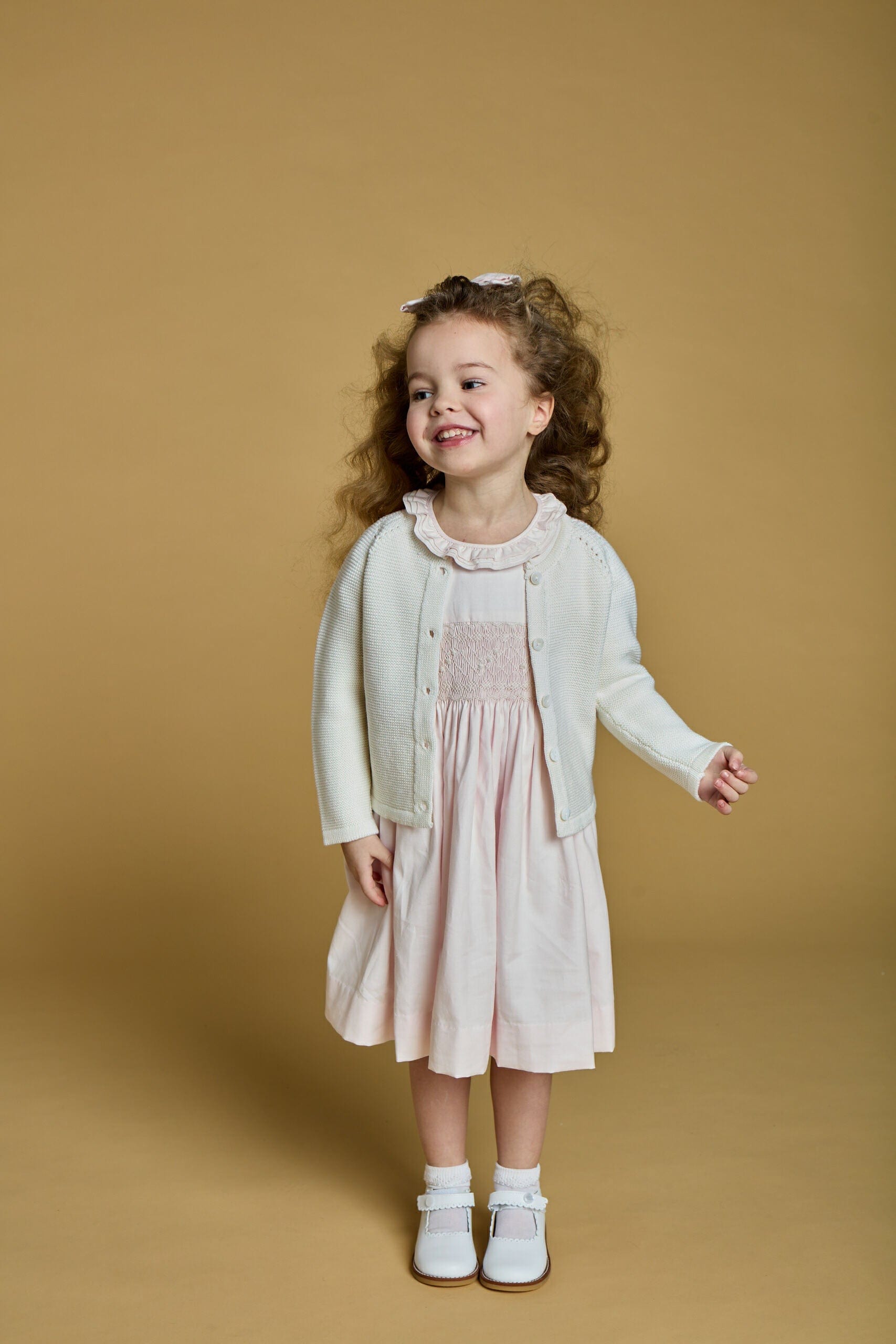 Hars, robe smockée en twill de coton rose pâle