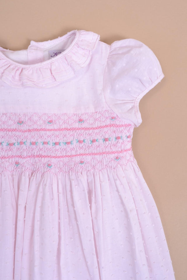 Hortensia, robe manches ballons, triple col et taille smockée, en plumetis baby rose - balloon-sleeved dress, triple collar and smocked waist, in baby pink  plumetis