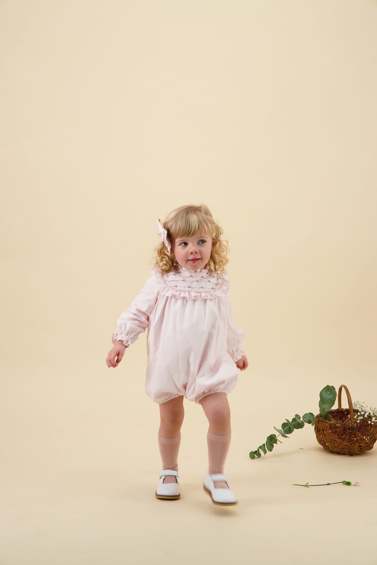 37052-TU034_Horsia-Fullbody-20