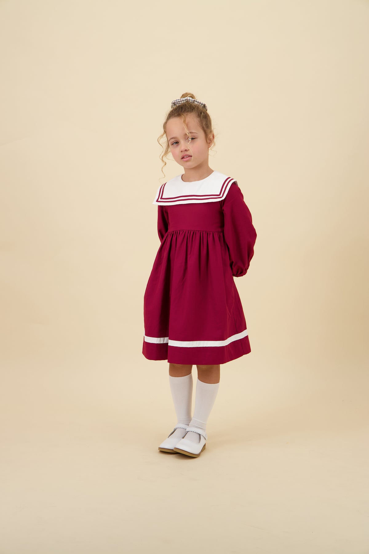 37212-TU270_Constantina-Fullbody-1