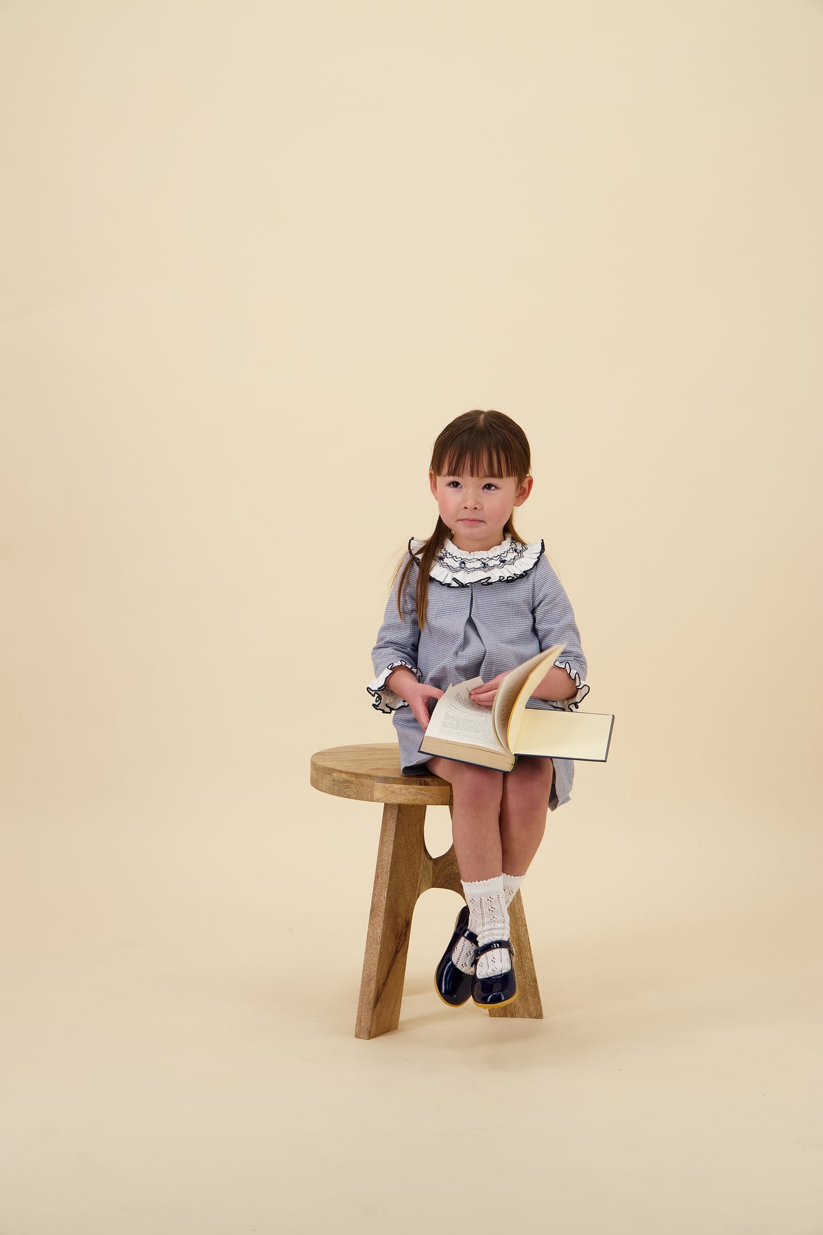 Copie_de_Copie_de_37261-TC325_Madeleine-Fullbody-22