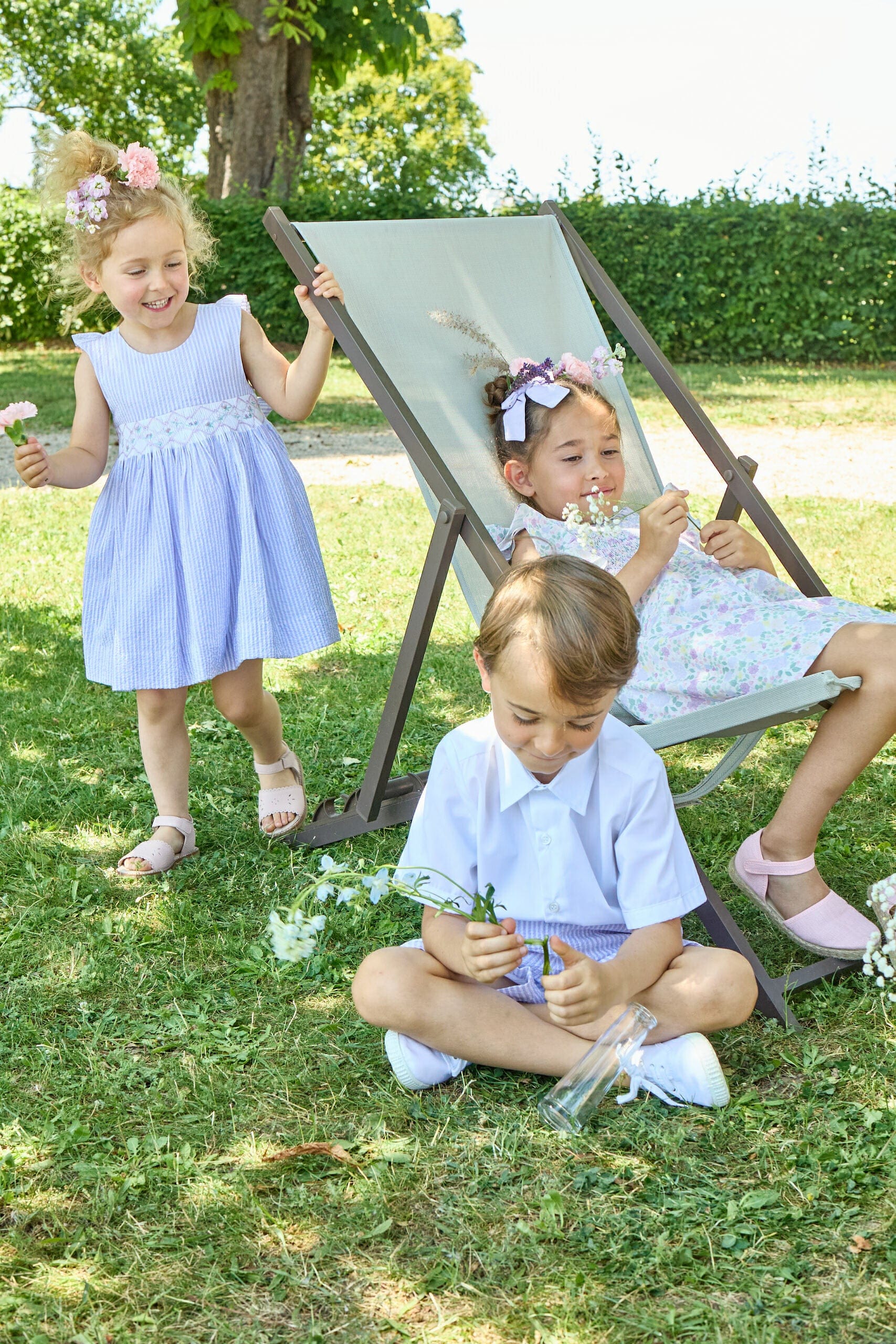 Bégonia, smocked dress, in  Navy blue stripes
