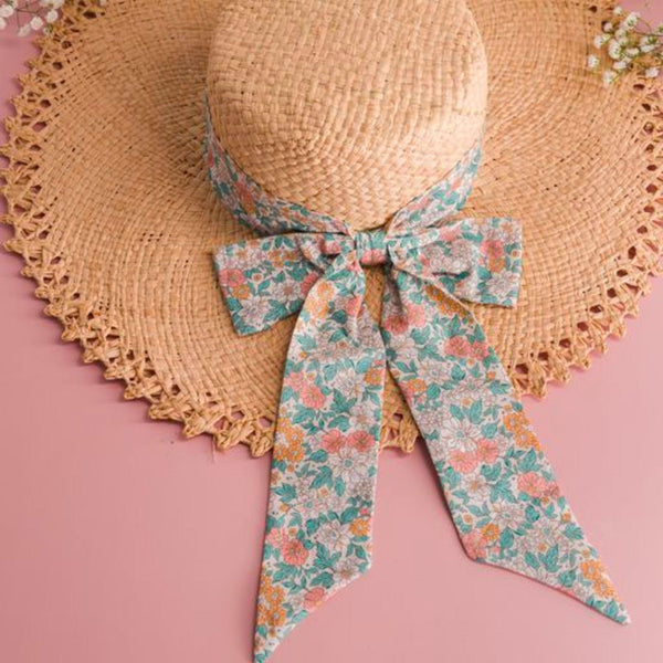 Constance, chapeau en raphia avec nœud, imprimé floral corail et menthe