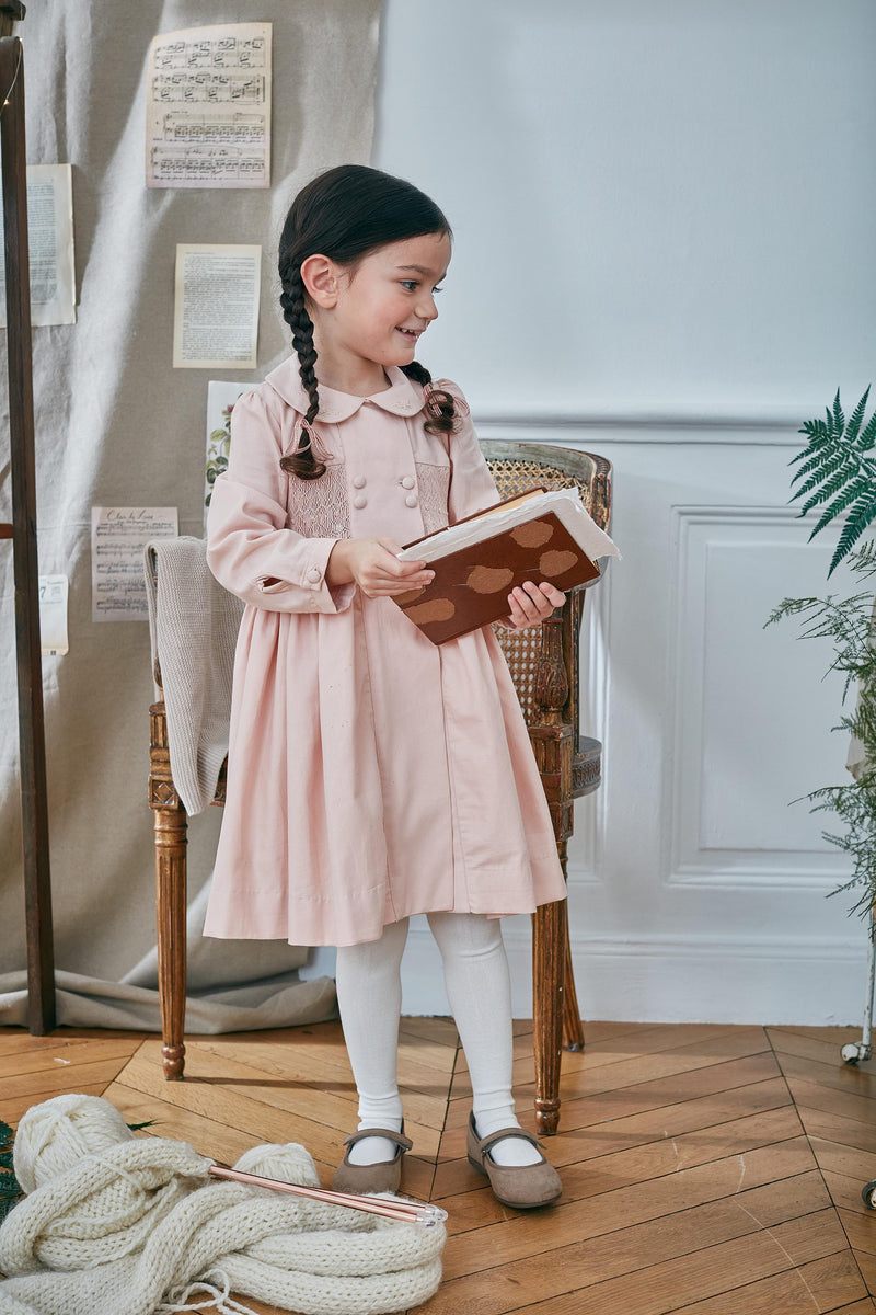 Oriana, Robe à manches longues, col claudine brodé - Oriana, Dress with long sleeves, embroidered Peter Pan collar