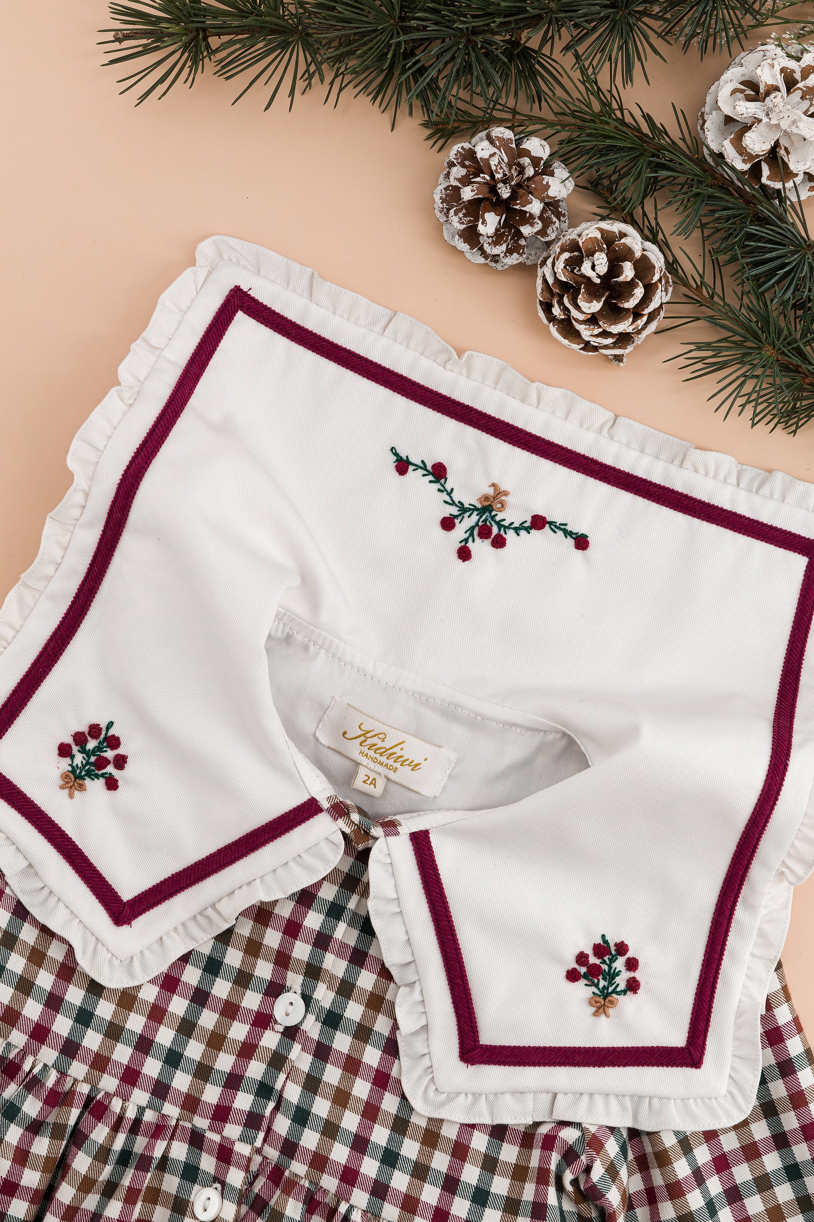 Paola, robe, en bordeaux et vichy pin