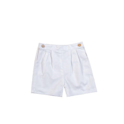 Achilea, short à pinces, 2 boutons en corozzo sur le devant, en piqué de coton blanc - pleated shorts, 2 corozzo buttons on the front, in white cotton piqué