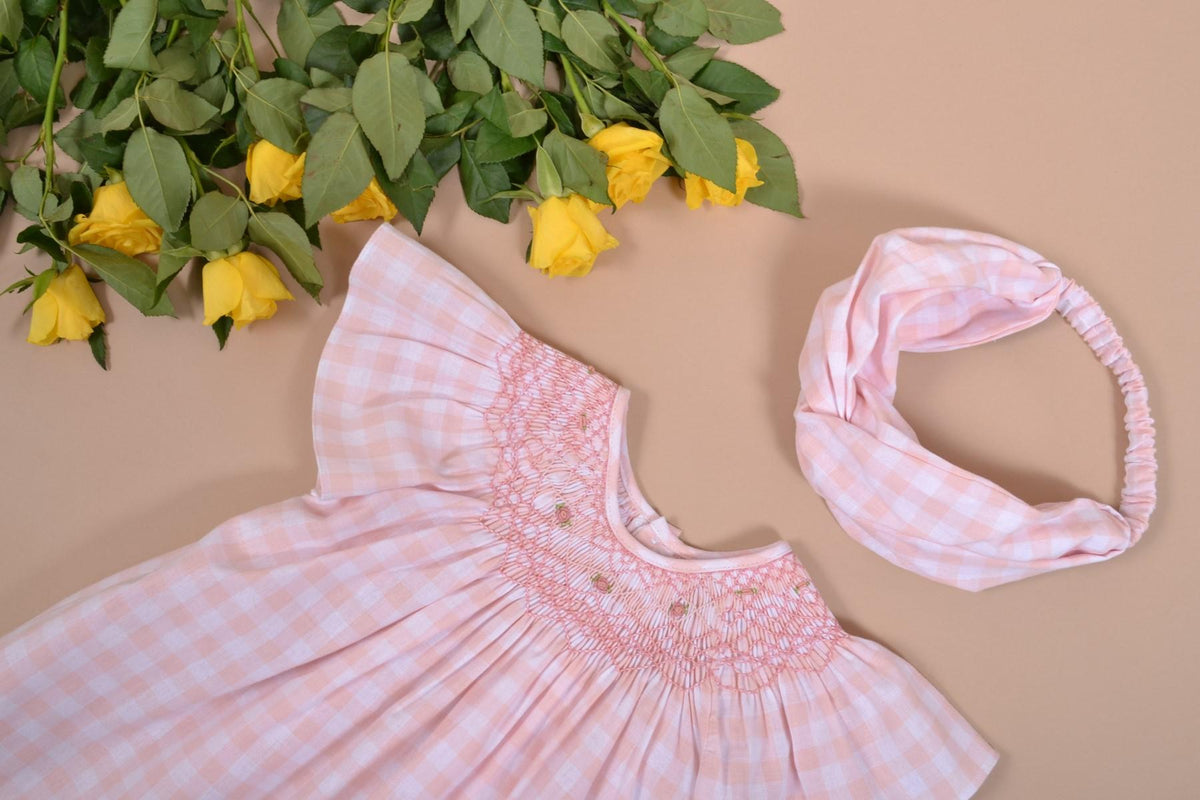 Bergénie, Blouse manches raglans papillon, col entièrement smocké, en  vichy nude 10mm