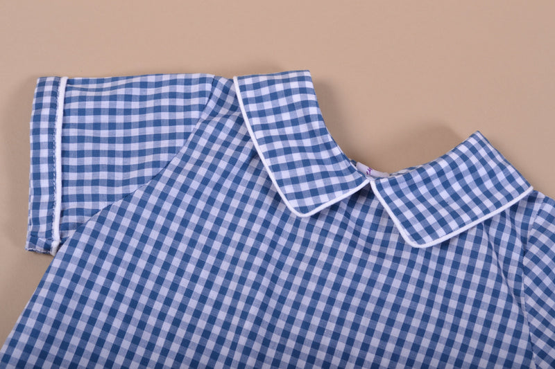 Chemise manches courtes en vichy bleu denim, col mac milan, passepoil blanc