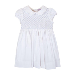 Loraine,robe manches ballons, col claudine volanté, buste entièrement smocké, en seersucker blanc-balloon-sleeved dress, ruffled peter pan collar, fully smocked bust, in white seersucker