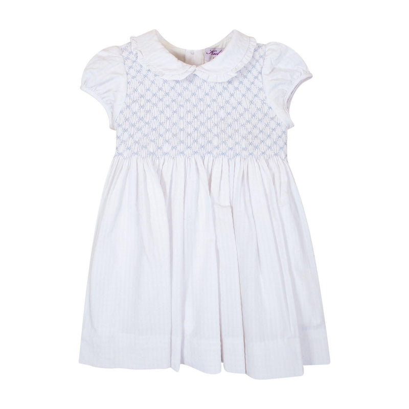 Loraine,robe manches ballons, col claudine volanté, buste entièrement smocké, en seersucker blanc-balloon-sleeved dress, ruffled peter pan collar, fully smocked bust, in white seersucker