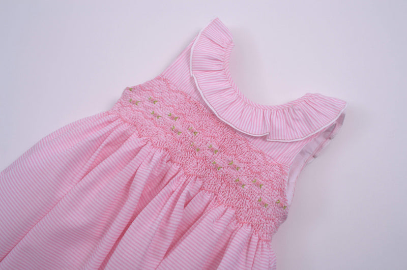 Robe smockée en rayé rose et col volant